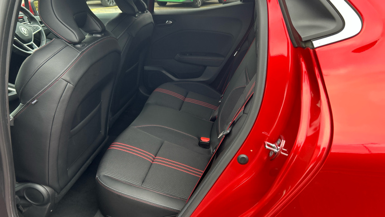 Renault Clio 1.0 TCe 100 RS Line 5dr Petrol Hatchback